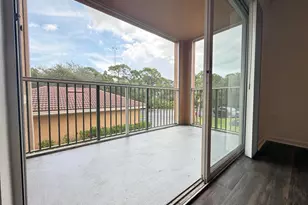 3708 NW Adriatic Ln, Jensen Beach, FL 34957 - Photo 5