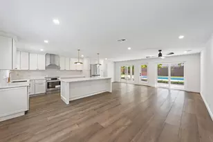 109 E Riverside Dr, Jupiter, FL 33469 - Photo 7