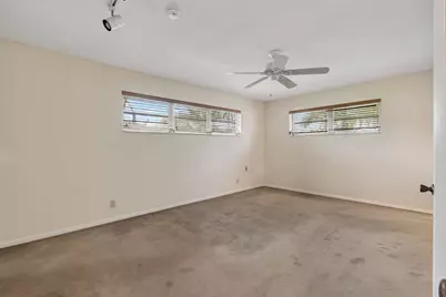 11 Windsor Road E, Jupiter, FL 33469 - Photo 17