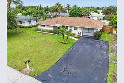 11 Windsor Road E, Jupiter, FL 33469 - Photo 3