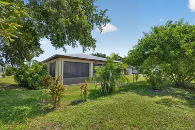 79 Flores Del Norte, Fort Pierce, FL 34951 - Photo 29