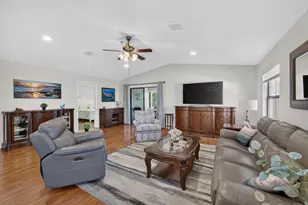 79 Flores Del Norte, Fort Pierce, FL 34951 - Photo 9