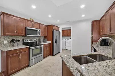 79 Flores Del Norte, Fort Pierce, FL 34951 - Photo 5