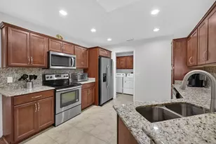 79 Flores Del Norte, Fort Pierce, FL 34951 - Photo 5