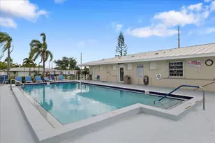 220 Country Ln, Boynton Beach, FL 33435 - Photo 23