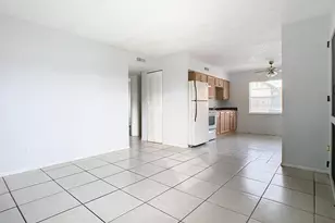 694 Michigan Ct, Saint Cloud, FL 34769 - Photo 15