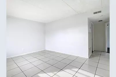 694 Michigan Court #2, Saint Cloud, FL 34769 - Photo 11