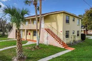 694 Michigan Ct, Saint Cloud, FL 34769 - Photo 5