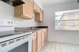 694 Michigan Ct, Saint Cloud, FL 34769 - Photo 21