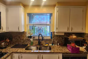 5730 E Fernley Dr E, West Palm Beach, FL 33415 - Photo 3