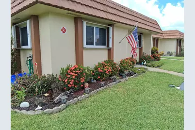 5730 E Fernley Drive E #55, West Palm Beach, FL 33415 - Photo 9