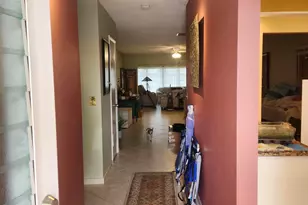 5730 E Fernley Dr E, West Palm Beach, FL 33415 - Photo 5