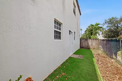 807 NW 1st Avenue, Fort Lauderdale, FL 33311 - Photo 29