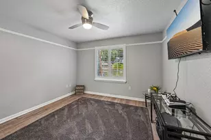 2415 Westmont Dr, Royal Palm Beach, FL 33411 - Photo 35