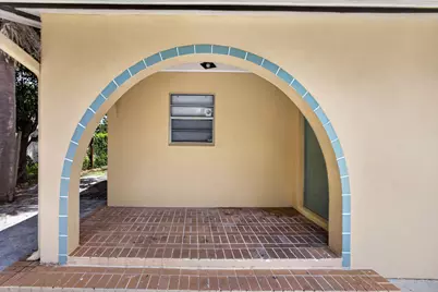 9484 Sun Court, Palm Beach Gardens, FL 33403 - Photo 3