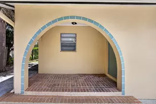9484 Sun Ct, Palm Beach Gardens, FL 33403 - Photo 3