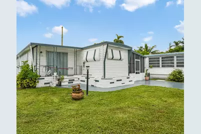 8500 SW 18th Place, Davie, FL 33324 - Photo 13