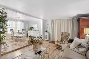 8500 SW 18th Pl, Davie, FL 33324 - Photo 19