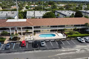 2121 NE 68th St, Fort Lauderdale, FL 33308 - Photo 3
