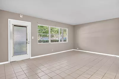 2002 Granada Drive #E1, Coconut Creek, FL 33066 - Photo 5