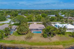 3074 NE Loquat Ln, Jensen Beach, FL 34957 - Photo 33