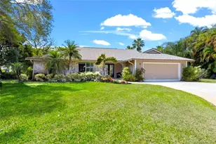 3074 NE Loquat Ln, Jensen Beach, FL 34957 - Photo 3