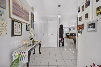 140 Karanda Court, Royal Palm Beach, FL 33411 - Photo 9