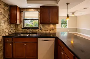 342 NW Curtis St, Port Saint Lucie, FL 34983 - Photo 5