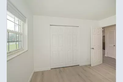 2075 37th Avenue #B, Vero Beach, FL 32960 - Photo 15