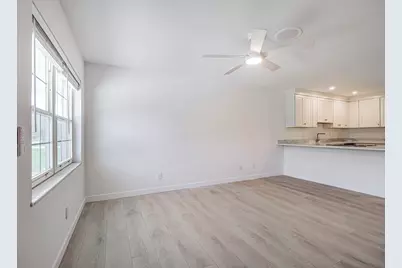 2075 37th Avenue #B, Vero Beach, FL 32960 - Photo 13
