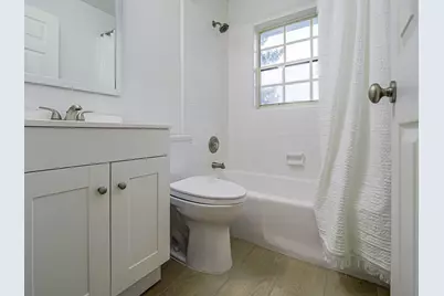 2075 37th Avenue #B, Vero Beach, FL 32960 - Photo 19