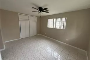 16980 N Miami Ave, North Miami Beach, FL 33169 - Photo 7