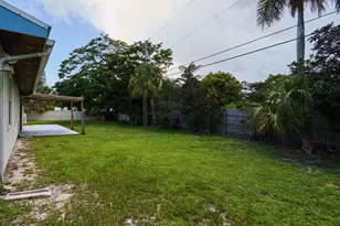 296 SE Wentworth Dr, Stuart, FL 34996 - Photo 45