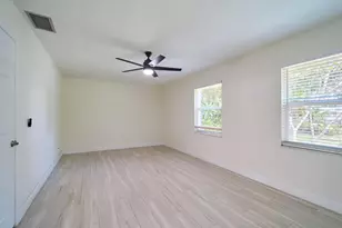 296 SE Wentworth Dr, Stuart, FL 34996 - Photo 31
