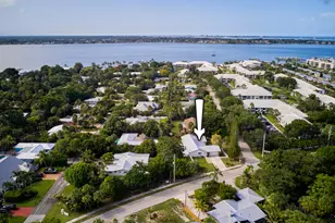 296 SE Wentworth Dr, Stuart, FL 34996 - Photo 1