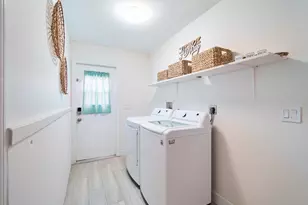 296 SE Wentworth Dr, Stuart, FL 34996 - Photo 39