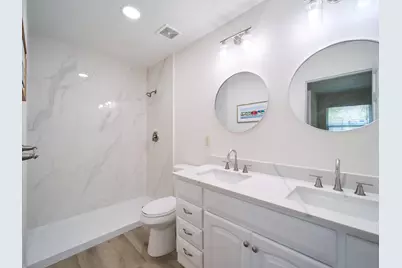 296 SE Wentworth Drive, Stuart, FL 34996 - Photo 37