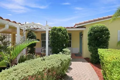 1736 NW 39th Street, Oakland Park, FL 33309 - Photo 5