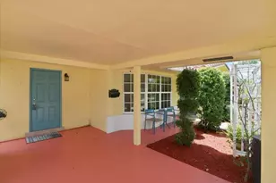 1736 NW 39th St, Oakland Park, FL 33309 - Photo 5