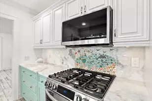 1736 NW 39th St, Oakland Park, FL 33309 - Photo 17