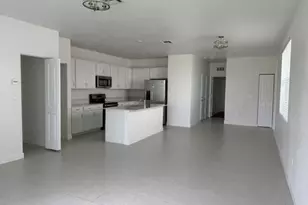 220 SE Woodbark St, Port Saint Lucie, FL 34984 - Photo 5