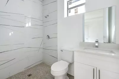 248 Rotonda Boulevard N #3, Rotonda West, FL 33947 - Photo 3