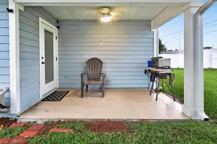 2205 Sandy Bay Ln, Jacksonville, FL 32233 - Photo 13