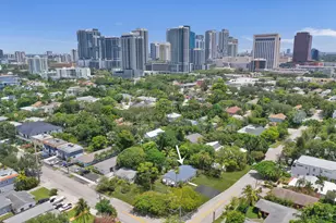 611 SW 7th St, Fort Lauderdale, FL 33315 - Photo 1