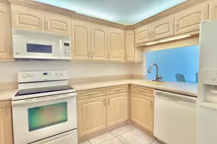 9311 Orange Grove Dr, Davie, FL 33324 - Photo 5