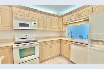 9311 Orange Grove Drive #402, Davie, FL 33324 - Photo 5