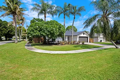 7620 Texas Trail, Boca Raton, FL 33487 - Photo 3