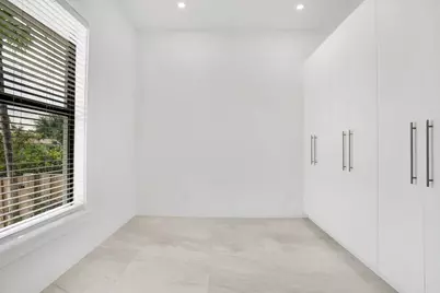 2517 Oceanview Avenue E, Delray Beach, FL 33444 - Photo 15