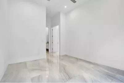 2517 Oceanview Avenue E, Delray Beach, FL 33444 - Photo 9