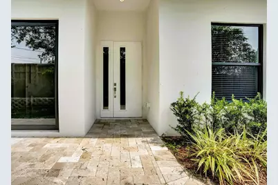 2517 Oceanview Avenue E, Delray Beach, FL 33444 - Photo 3